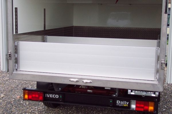 Kebab deep-freeze transport bulkhead