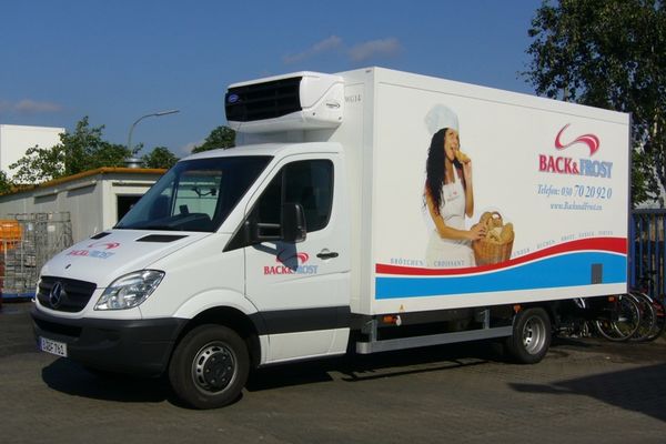 Freezer vehicle for baked goods