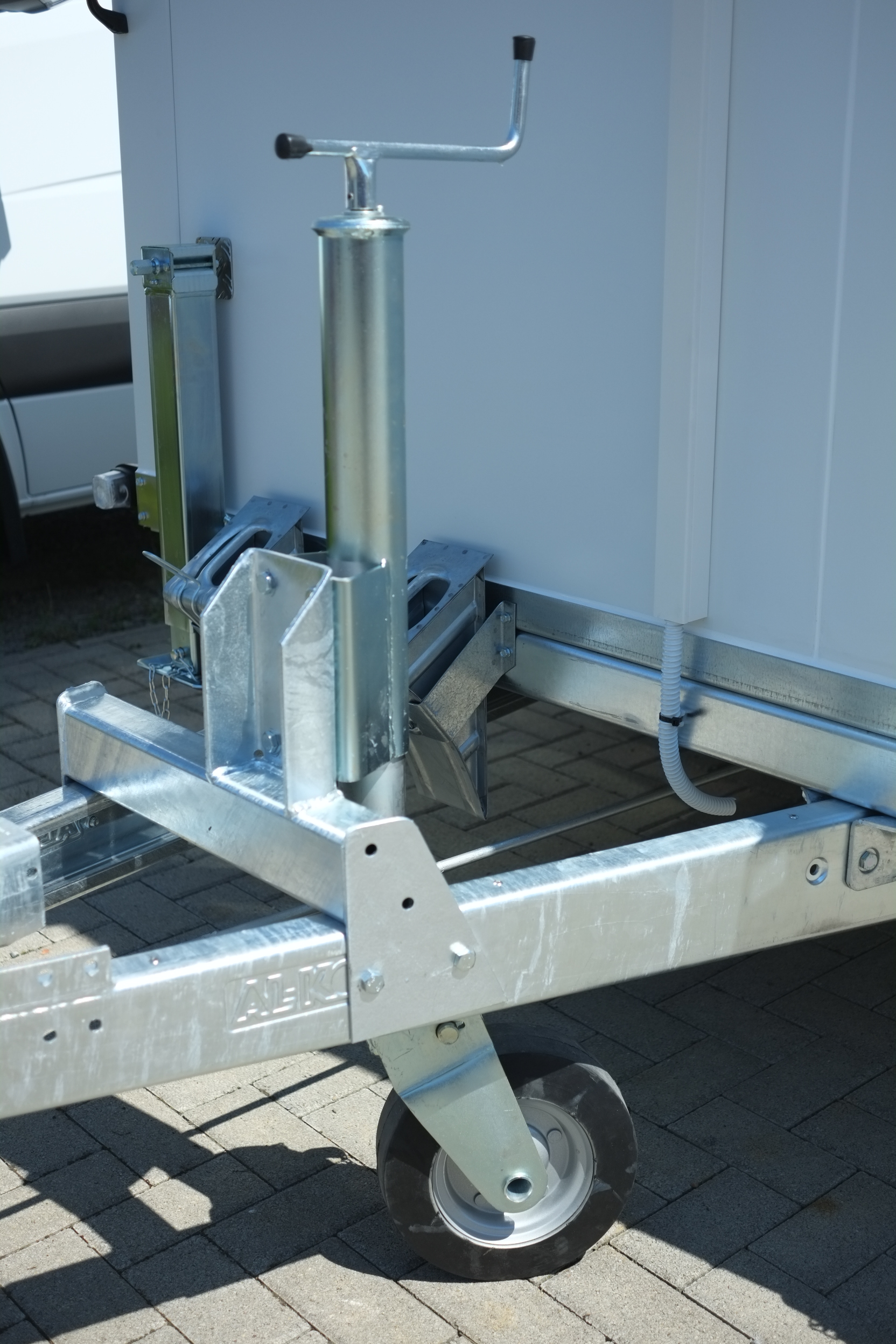 Stützrad verzinkt mit Anschlussplatte - 00.1549.03F